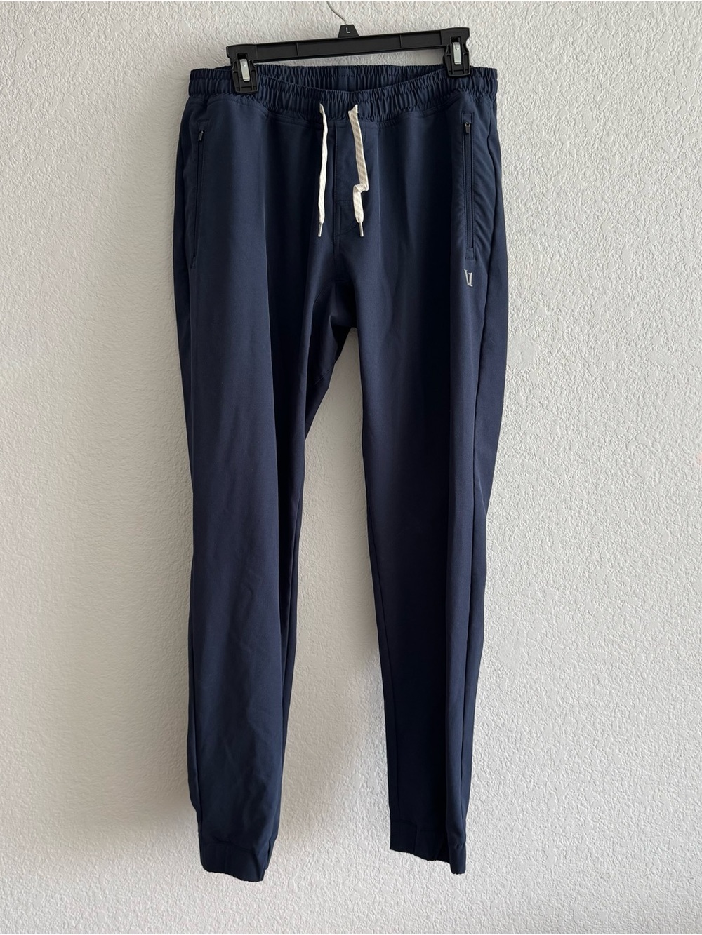 Vuori Sport Jogger Pants Navy Blue Men’s Size X-Large Tech Athlesure 30" Inseam